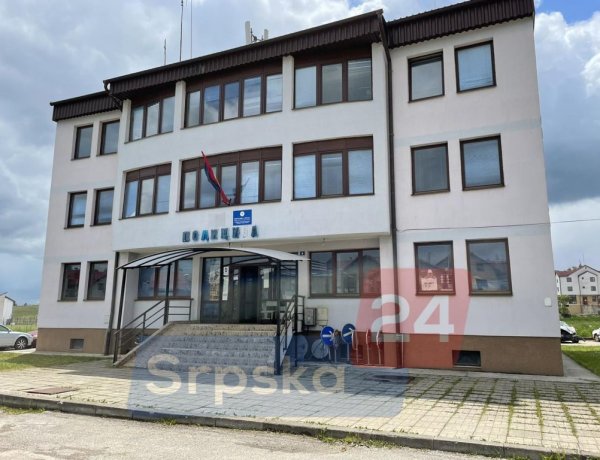 Izgorjela vikendica u požaru u Sokocu