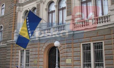 Brutalan napad na srpsku djecu u Sarajevu: Tuku ih metalnim šipkama