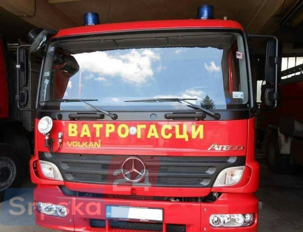 Izgorio automobil na Ravnoj Romaniji