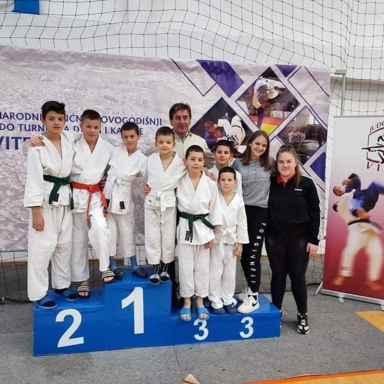 Članovi Džudo kluba „Rajko Kušić“ Pale uspješni na Božićnom turniru u Vitezu