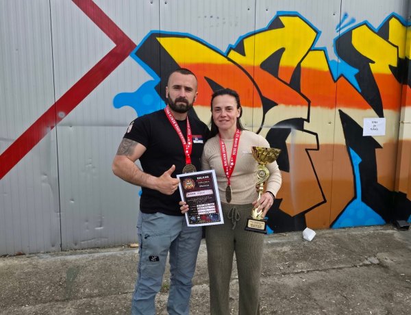 Zorana Mijović iz Pala pokorila Balkan: Zlato i titula najbolje takmičarke u Novom Sadu